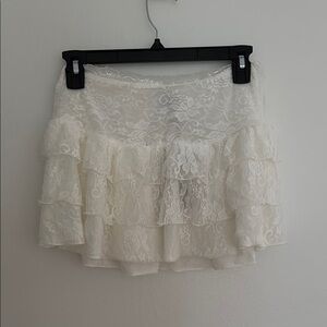 Elegant White Lace Skirt